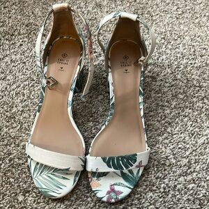 Call it spring sandals